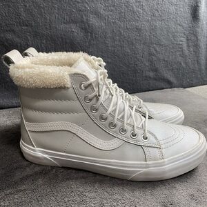Vans Sk8 Hi Sherpa Lined Skate Sneakers Womens Sz 8 Leather Pearl Faux Fur Shoes